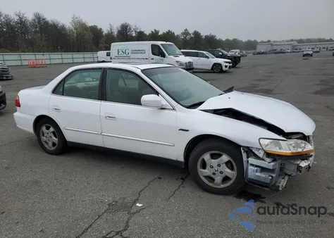1999 Honda Accord Ex from USA, damaged, VIN 1HGCG6672XA059315
